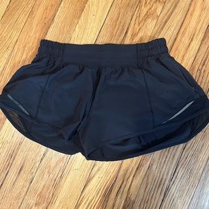 Lululemon Hotty Hot Short